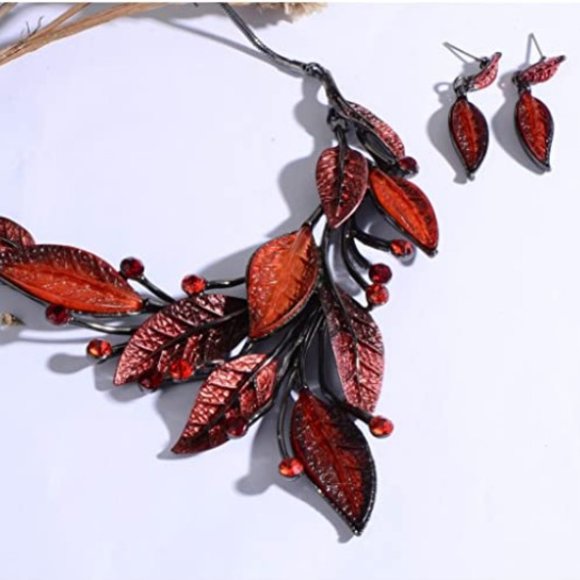 AMYJANE Jewelry - Spring Leaf Floral Bohemian Boho Necklace Earring